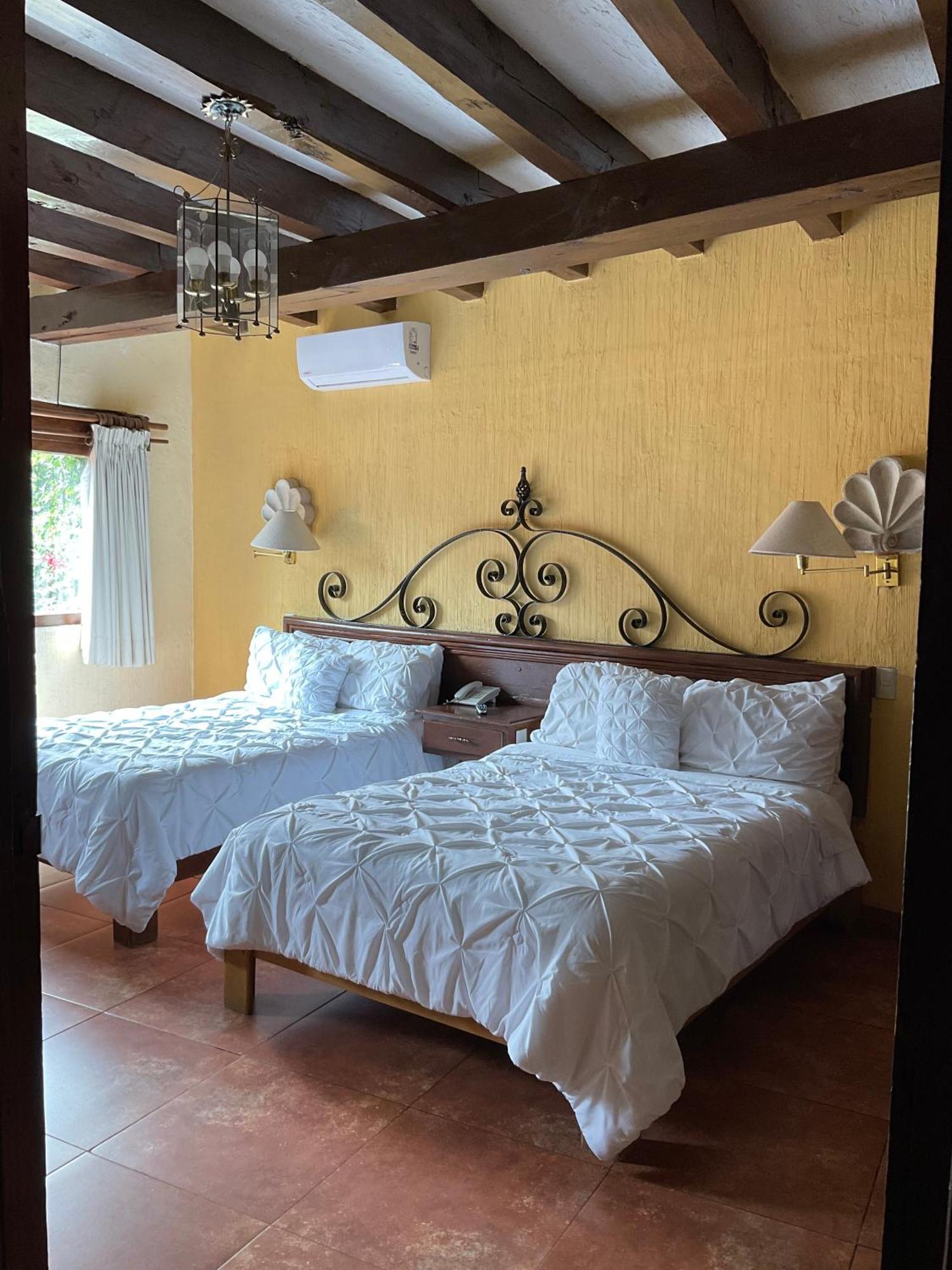 Villa San Jose Hotel & Suites Morelia Kültér fotó