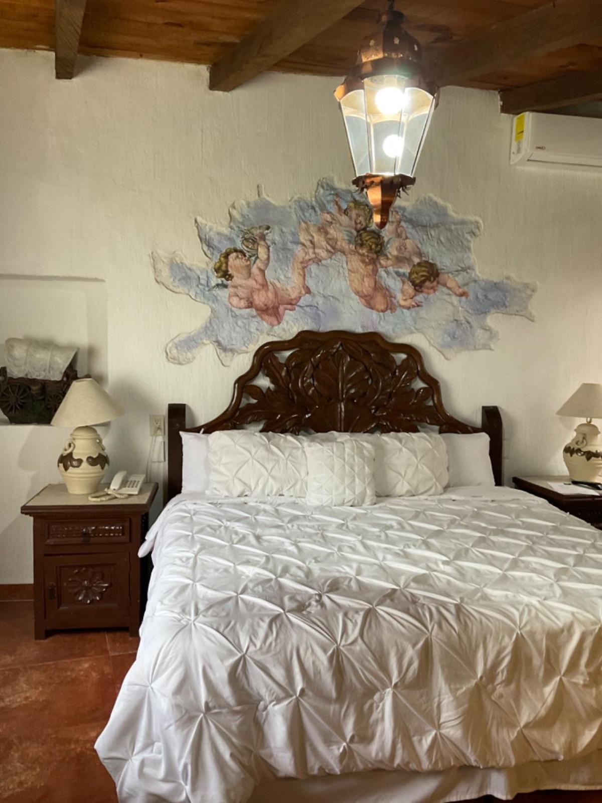 Villa San Jose Hotel & Suites Morelia Kültér fotó