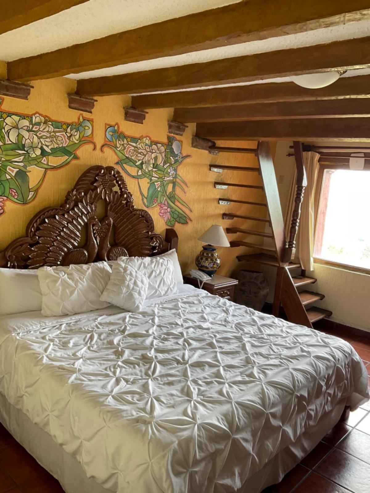 Villa San Jose Hotel & Suites Morelia Kültér fotó