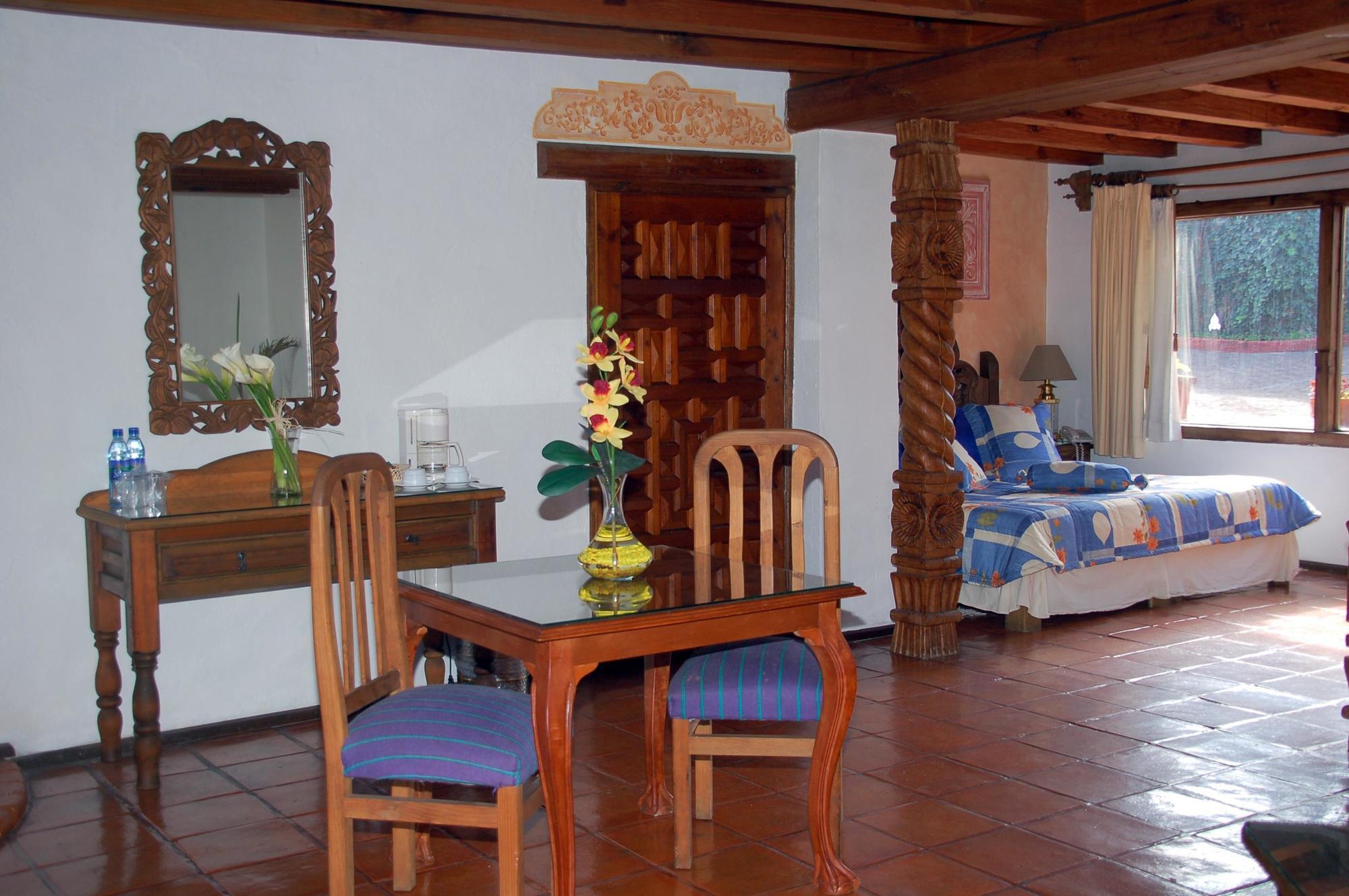 Villa San Jose Hotel & Suites Morelia Kültér fotó